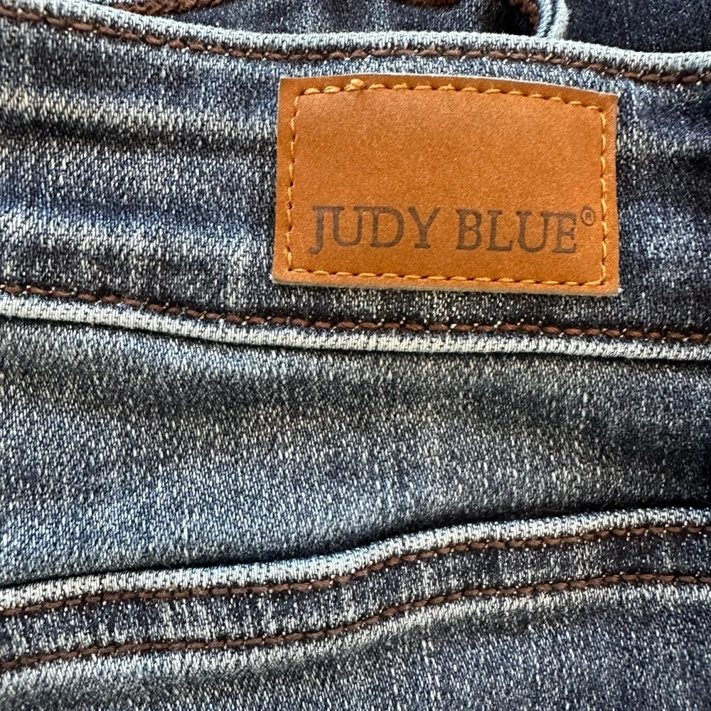 Judy Blue Dark Wash Ankle Jeans